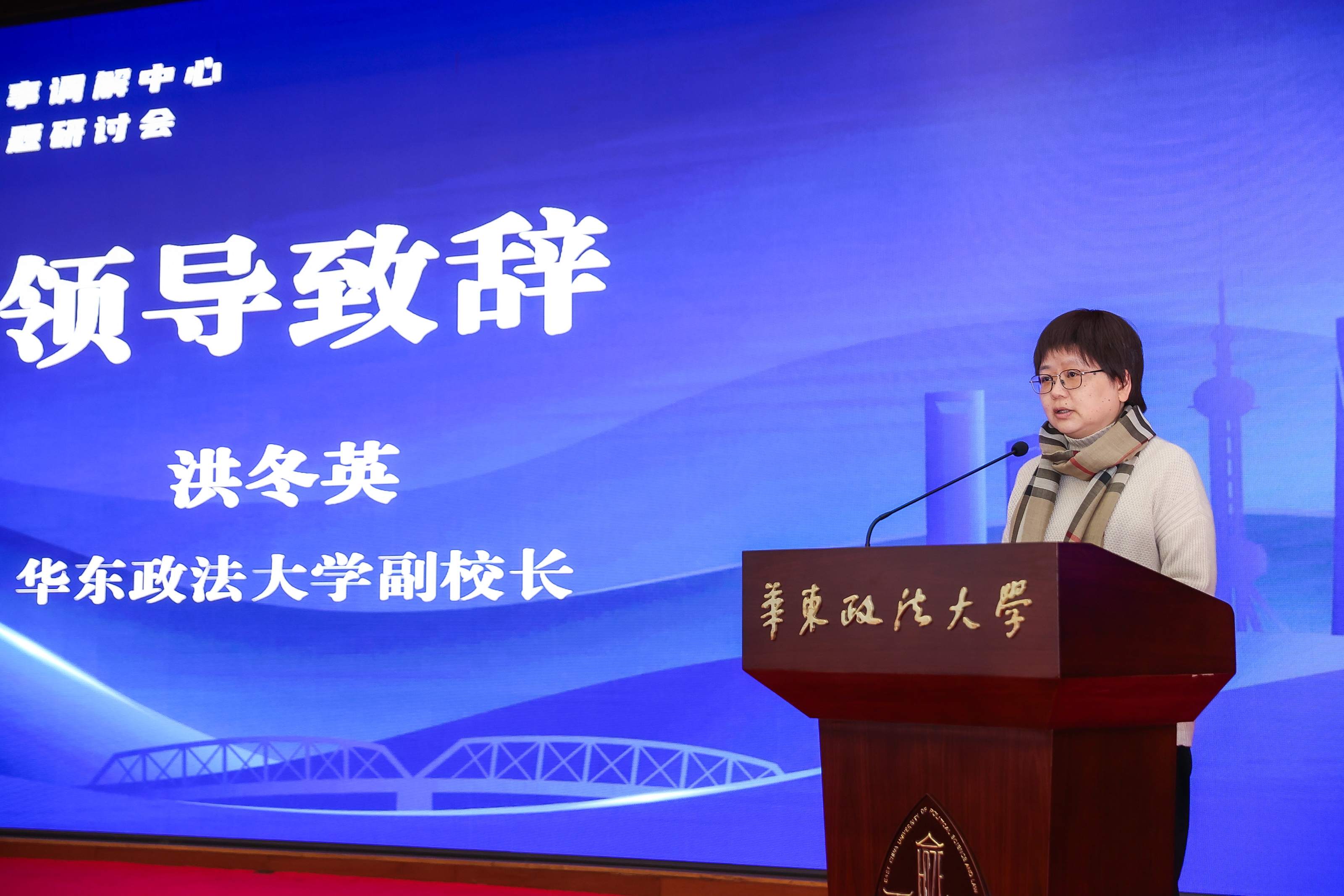 AV1I1169.JPG e8fbb0cabbb845bf9be5a6d98f3fc329.jpeg