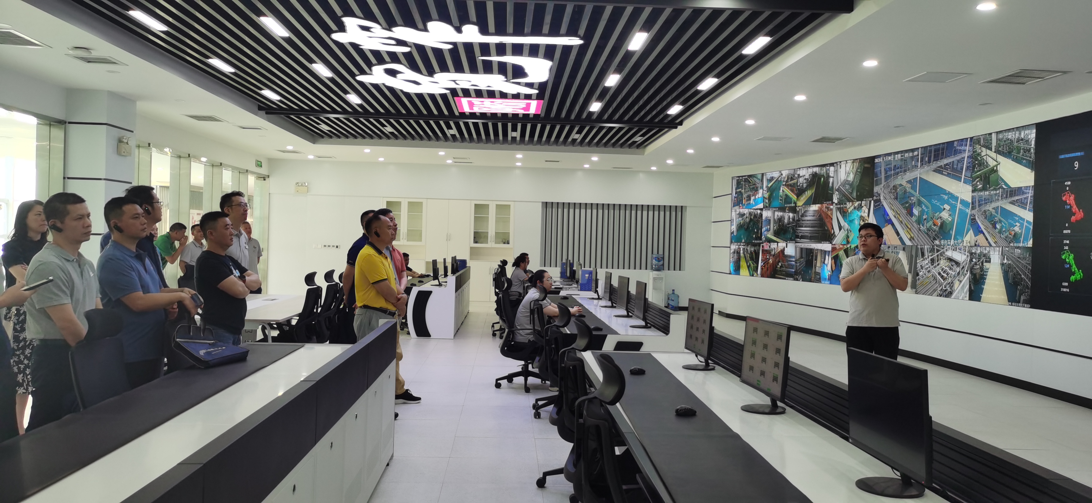 0fdd558c2b024c4ab1ed35811393b85f.jpg 0fdd558c2b024c4ab1ed35811393b85f.jpg