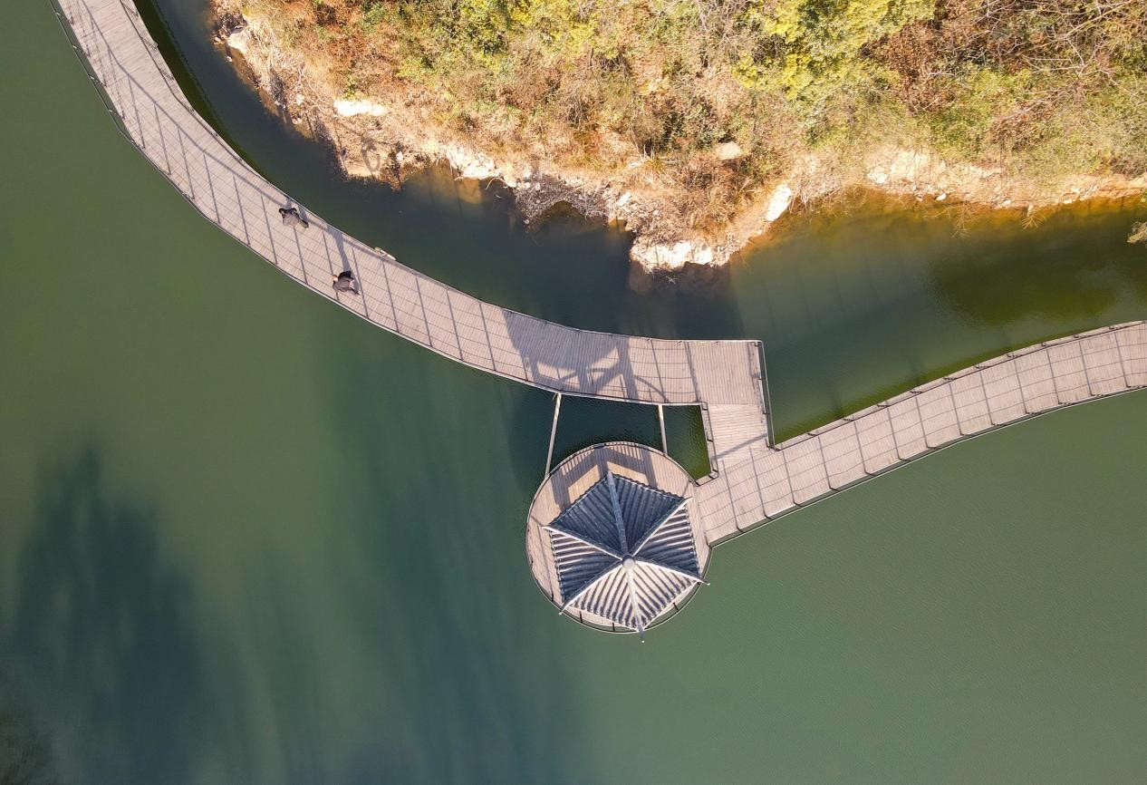 1.jpg 56d9d8b701c741f3a76d378d0073c069.jpeg