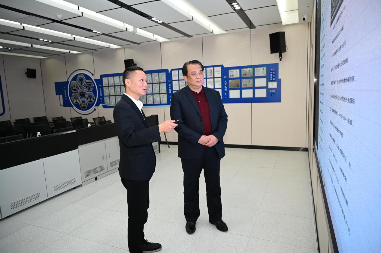 622dba750abf404abc42067d04cfd771.jpeg 622dba750abf404abc42067d04cfd771.jpeg