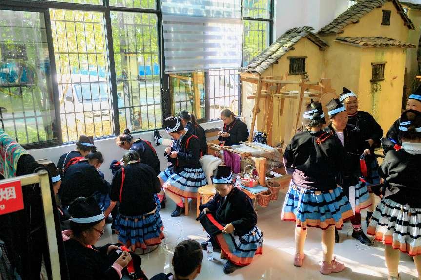 e5f8b0fa42bb4341aa33300c736f9ad4.jpeg e5f8b0fa42bb4341aa33300c736f9ad4.jpeg