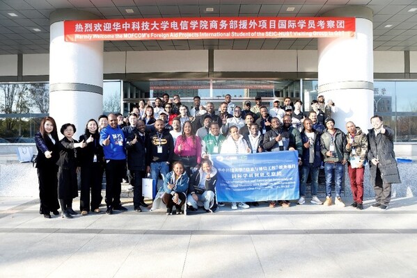 6b2c974c42194e04beee388bc590424d.jpeg 6b2c974c42194e04beee388bc590424d.jpeg