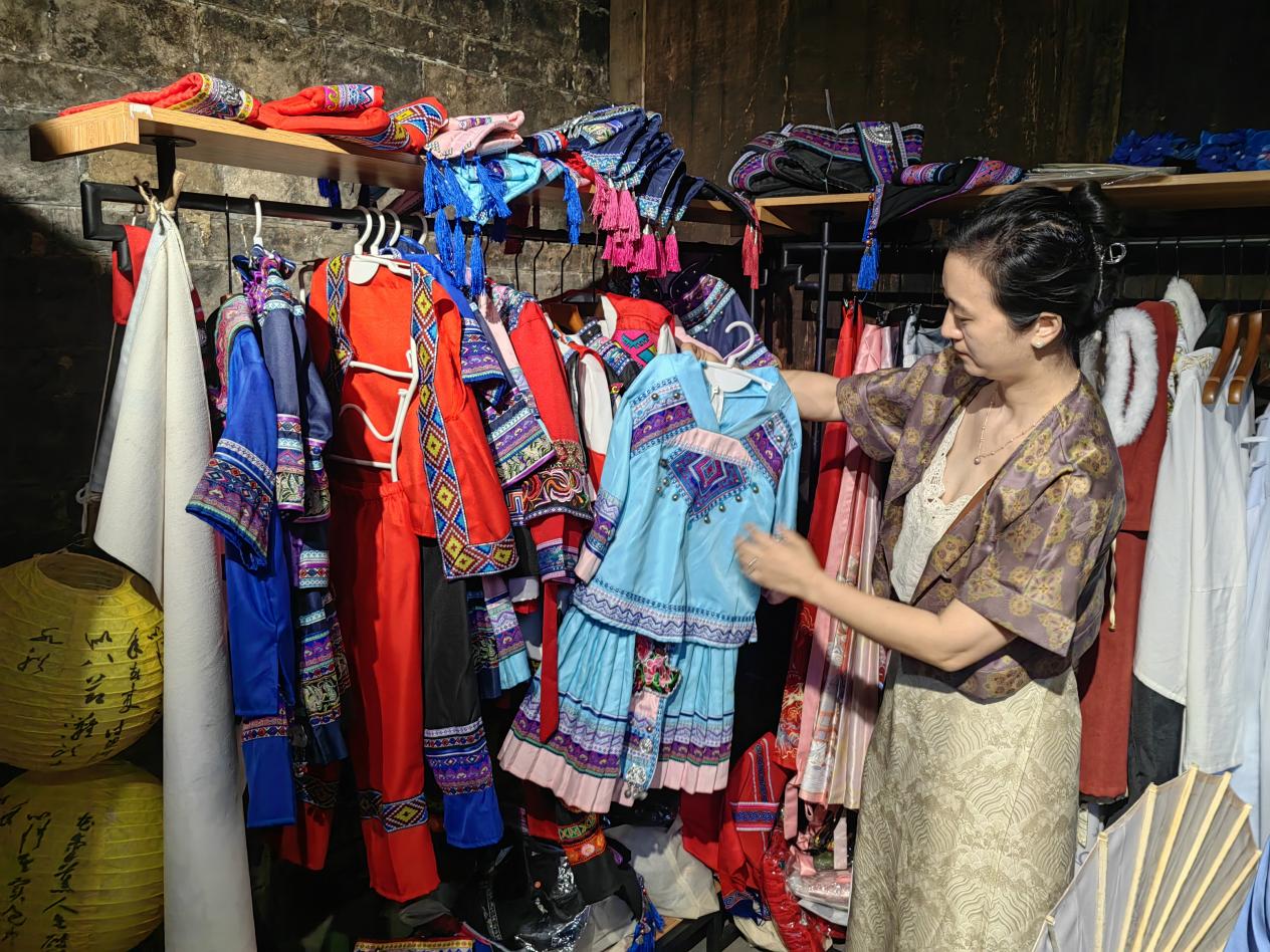 0eca471749fe4ae8b3f2d61c5b119c34.jpeg 0eca471749fe4ae8b3f2d61c5b119c34.jpeg