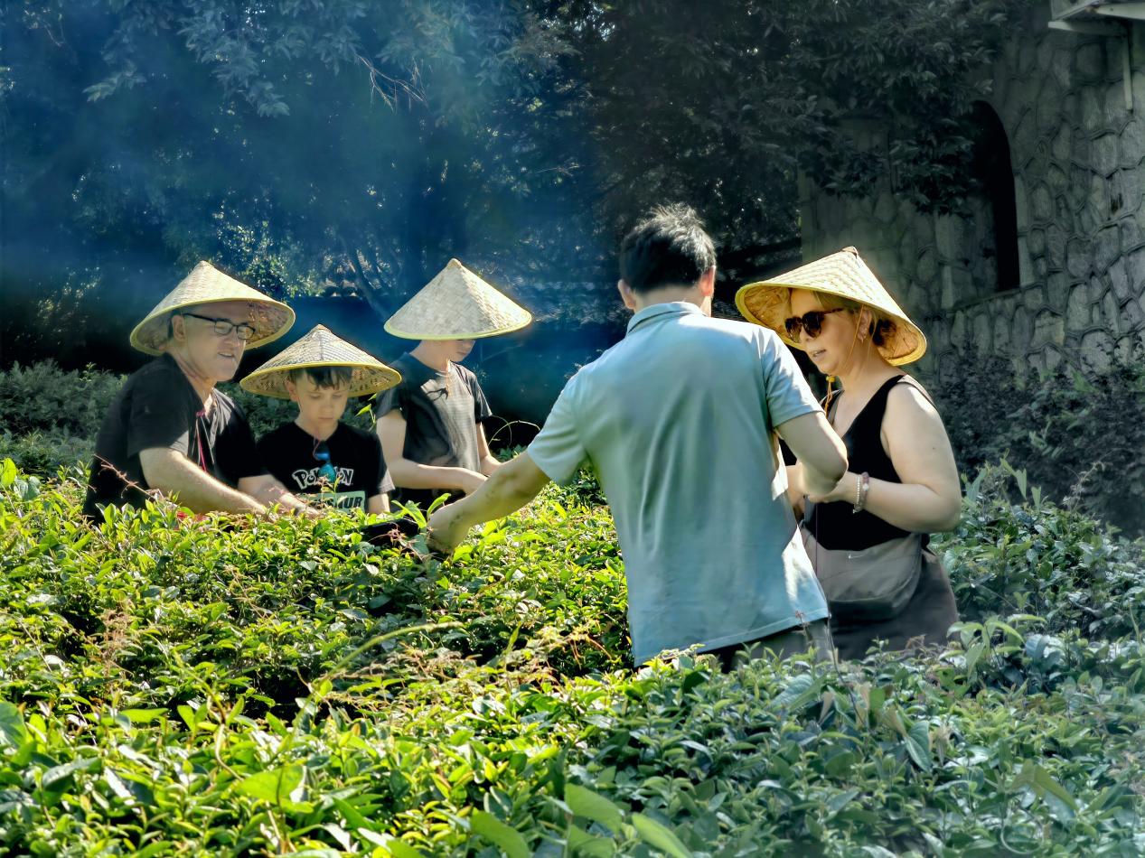 c7d574dc282042f2b8f9115da52734bf.jpeg c7d574dc282042f2b8f9115da52734bf.jpeg