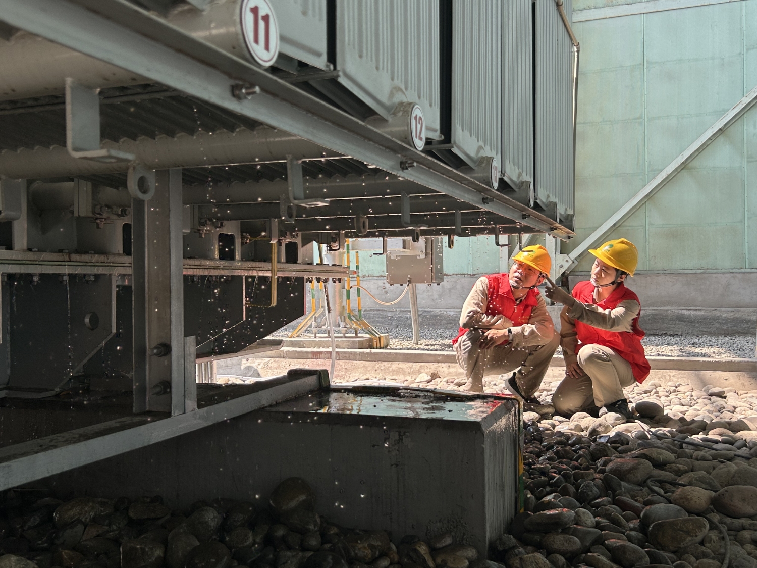 26626c850f454487bfdfa45b525f86a4.jpeg f42864a8a5754047b0732991106c9dfb.jpeg