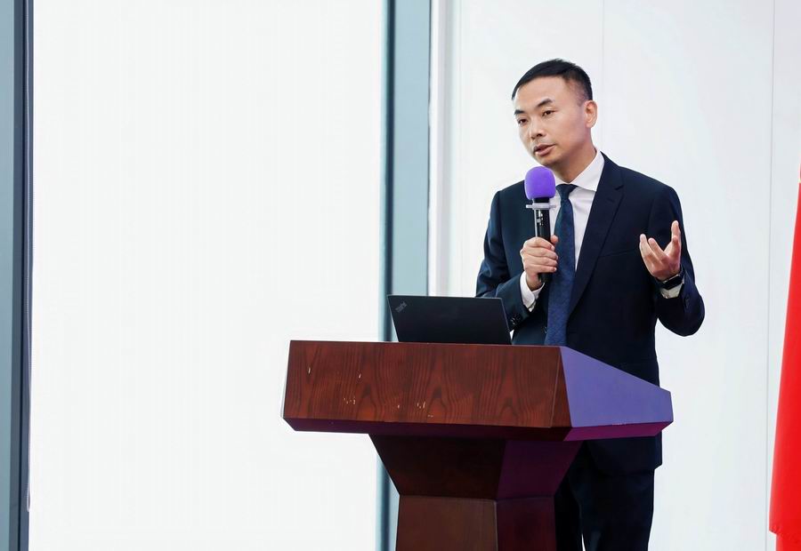 3ER_2687-opq3973798289.jpg de63076581ba4613a75e2dbd1ddc6a0b.jpeg