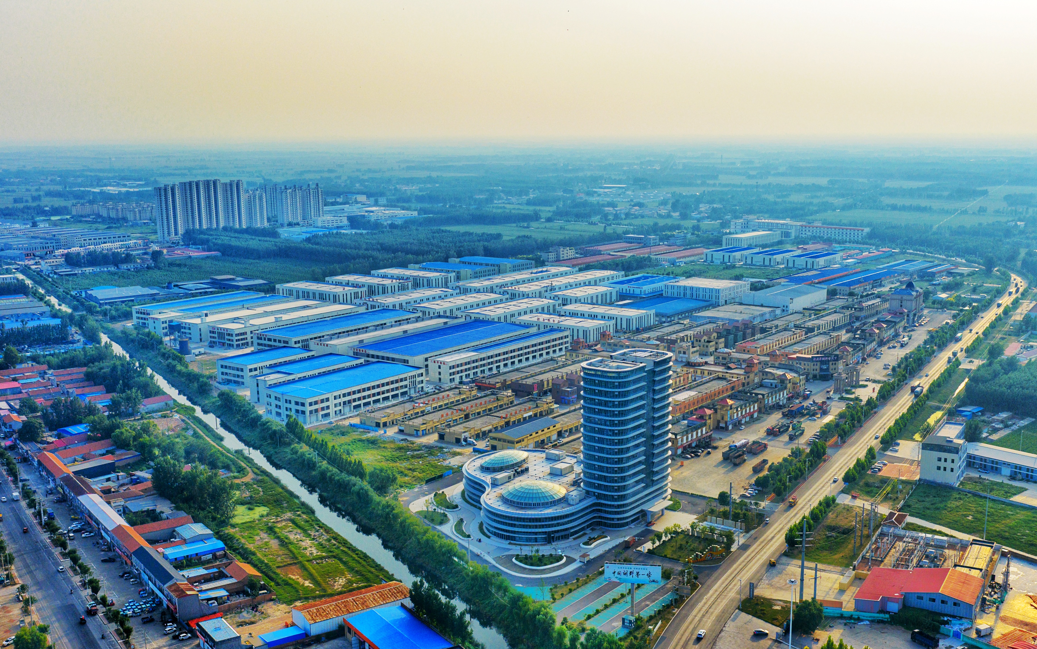 2025年9月13日,航拍的乐陵市杨安镇调味品共享产业园摄.jpg aed4c78f466f4e7e8cbf3018ad4e0d7a.jpeg