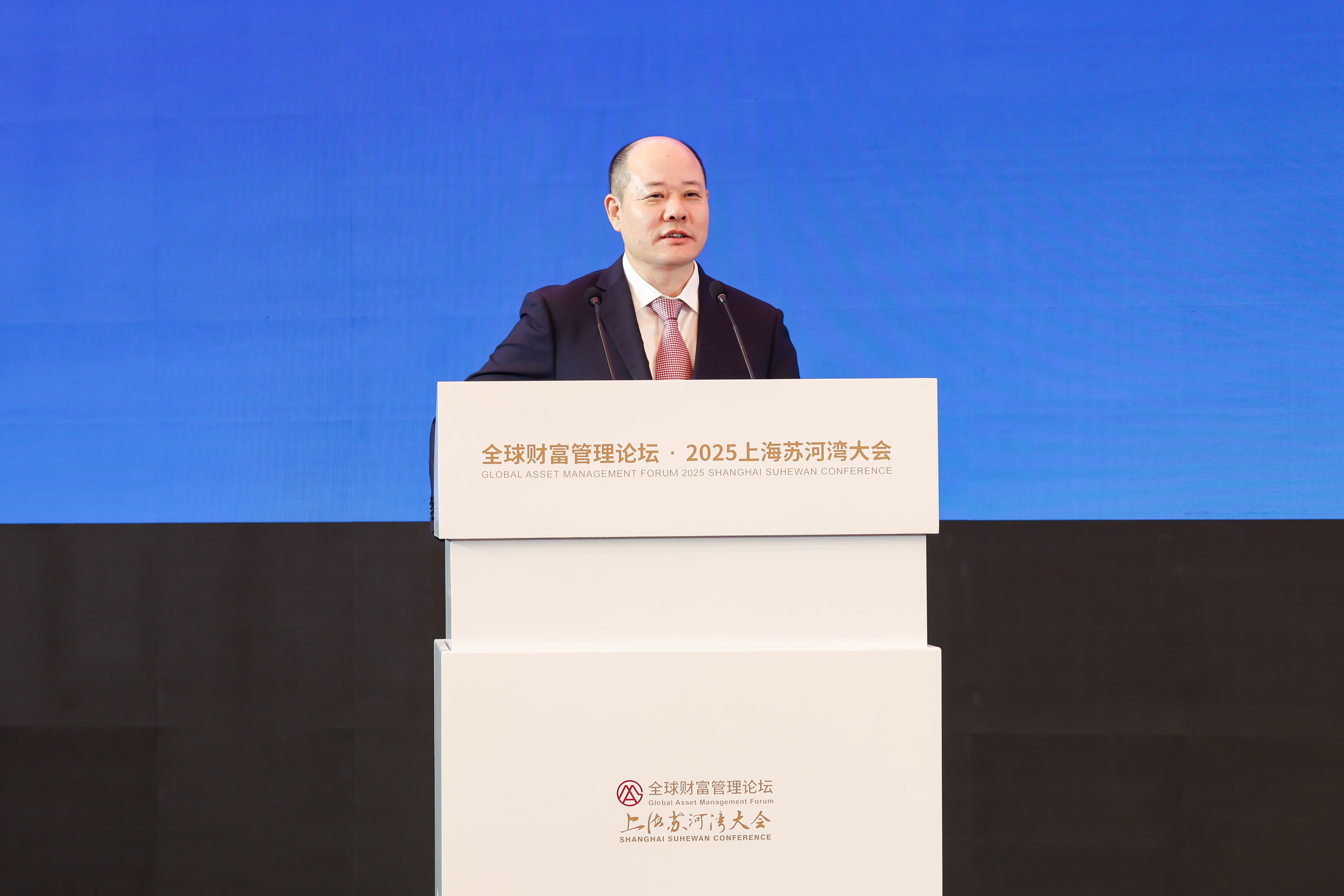 张为忠.jpg 张为忠.jpg