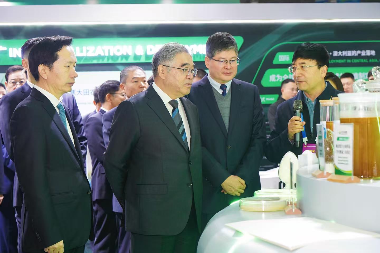 73018492.jpg 73018492.jpg