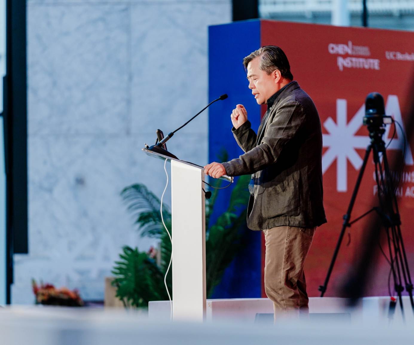 image002.jpg image002.jpg