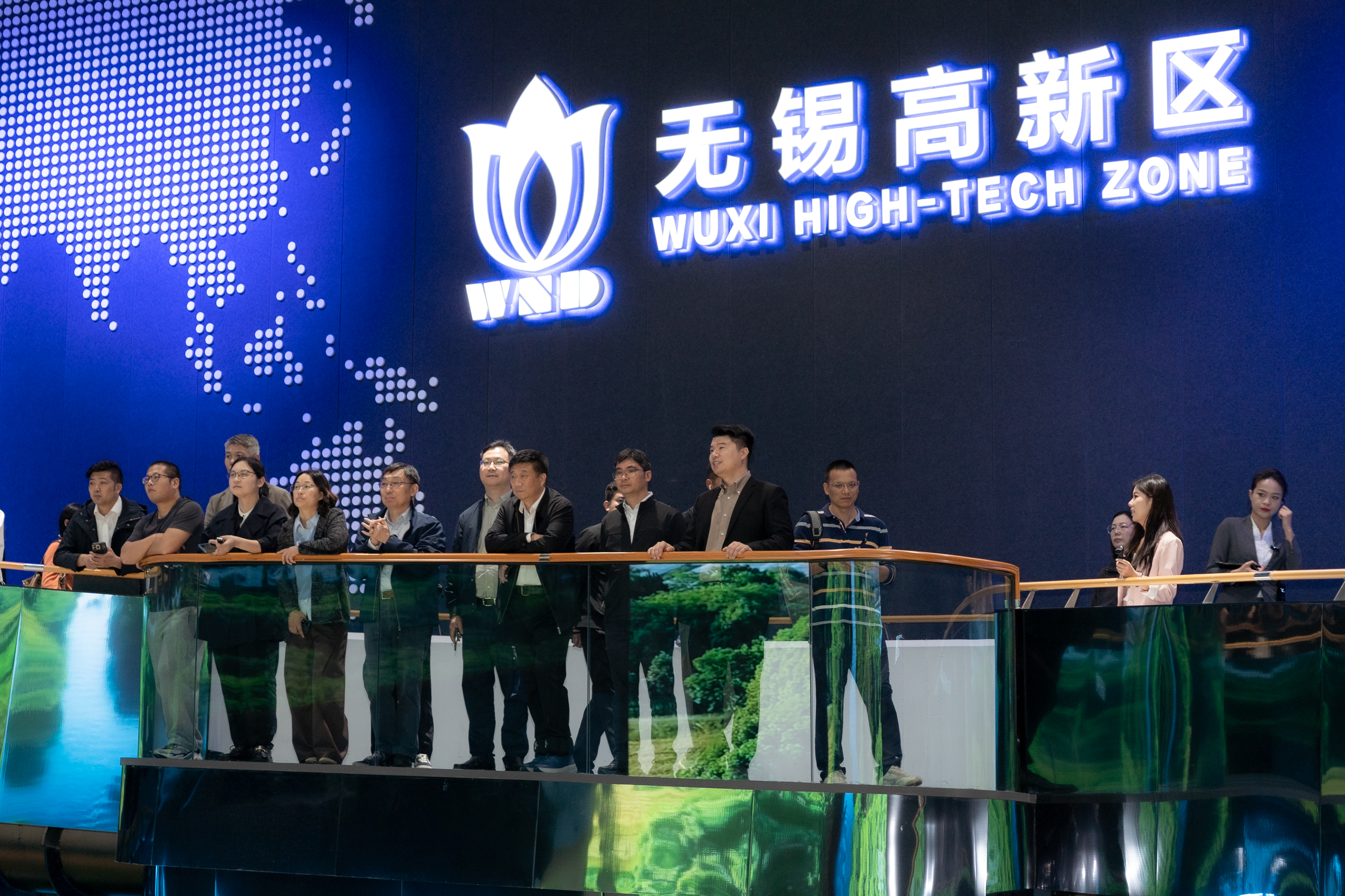 图2 高新区展厅.jpg