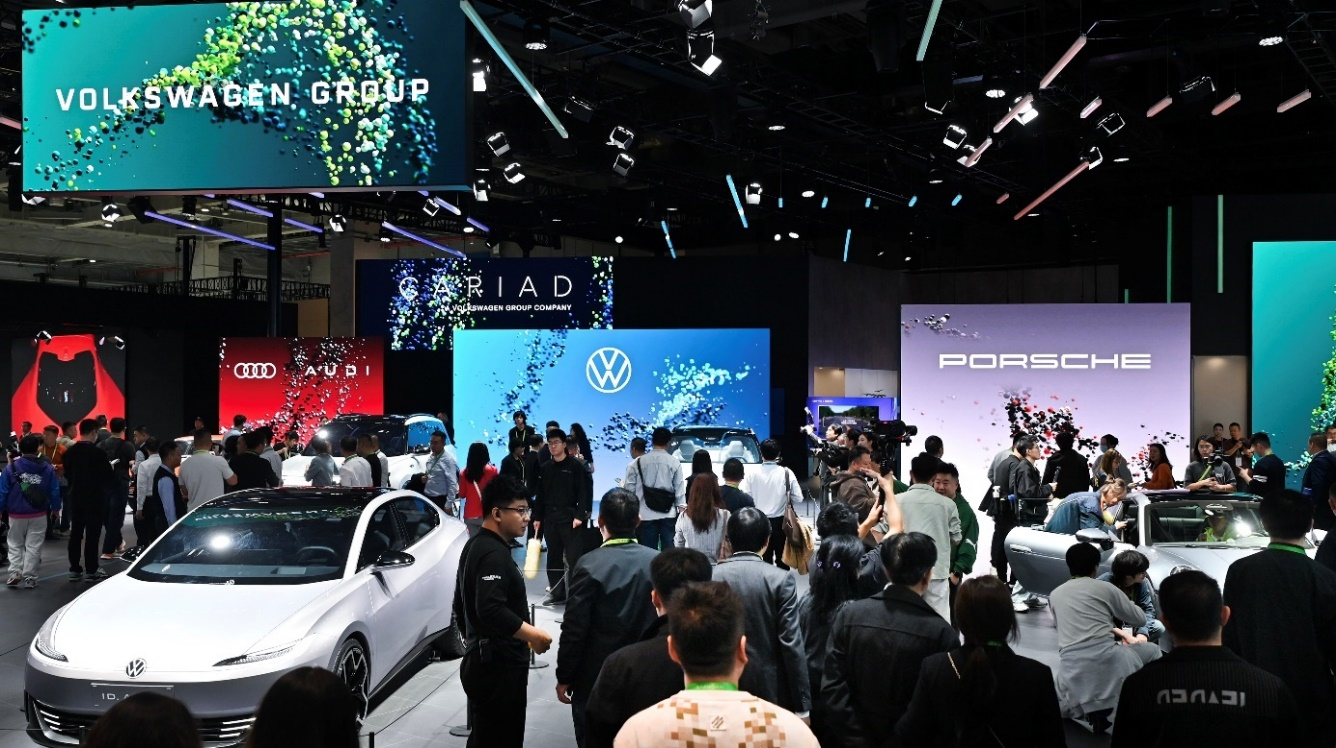 1.png b985b5c241ad4c7e997bc136e9b678db.png