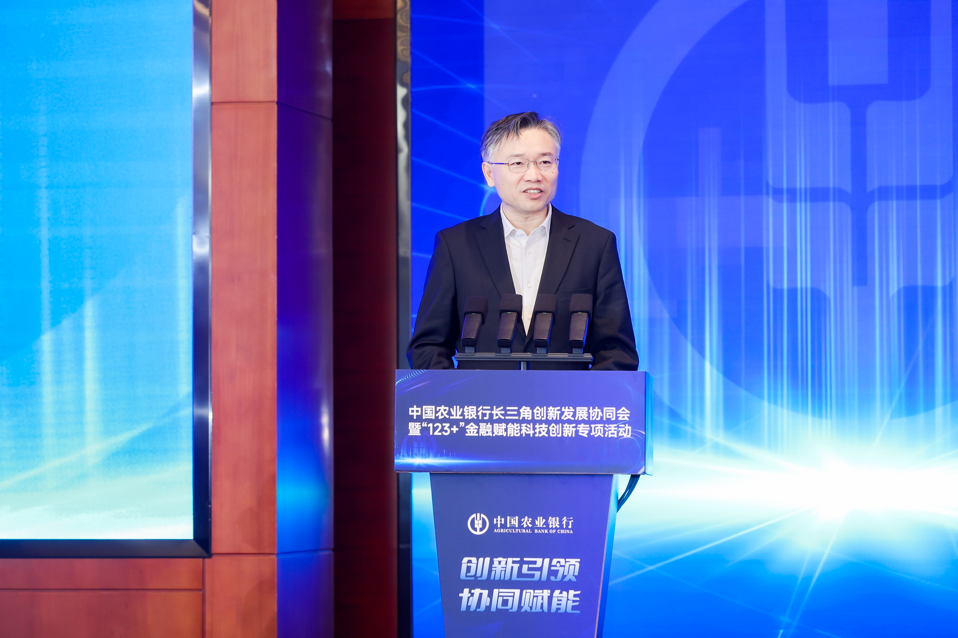 骆大进.jpg 骆大进.jpg