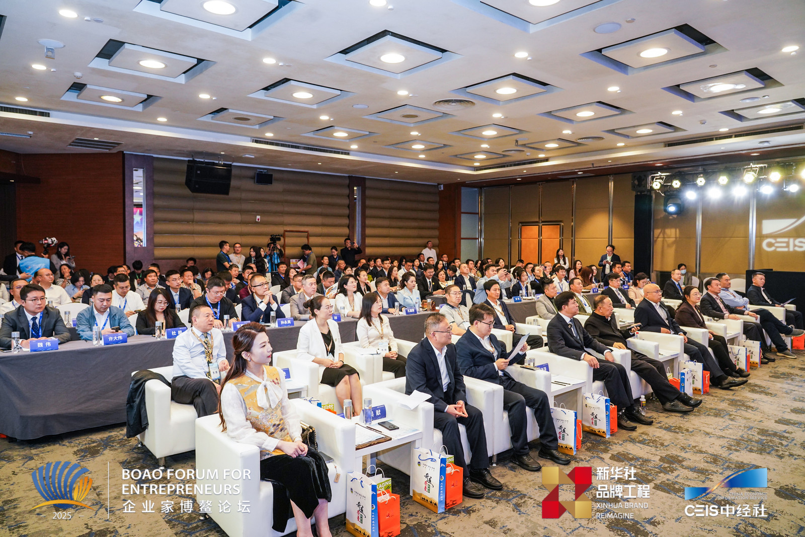 图片.jpg 8d2aac9a3c4c4b1bbee7e99b6c137fe9.jpeg