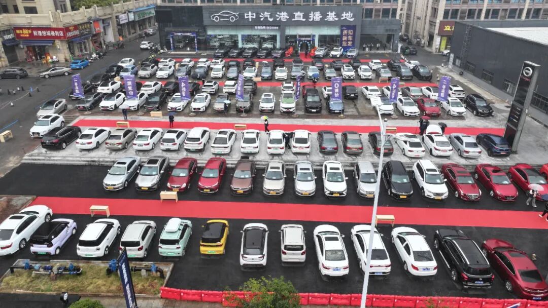 4.jpg 723ee90c833d4f4d8885933831eaaea6.jpeg