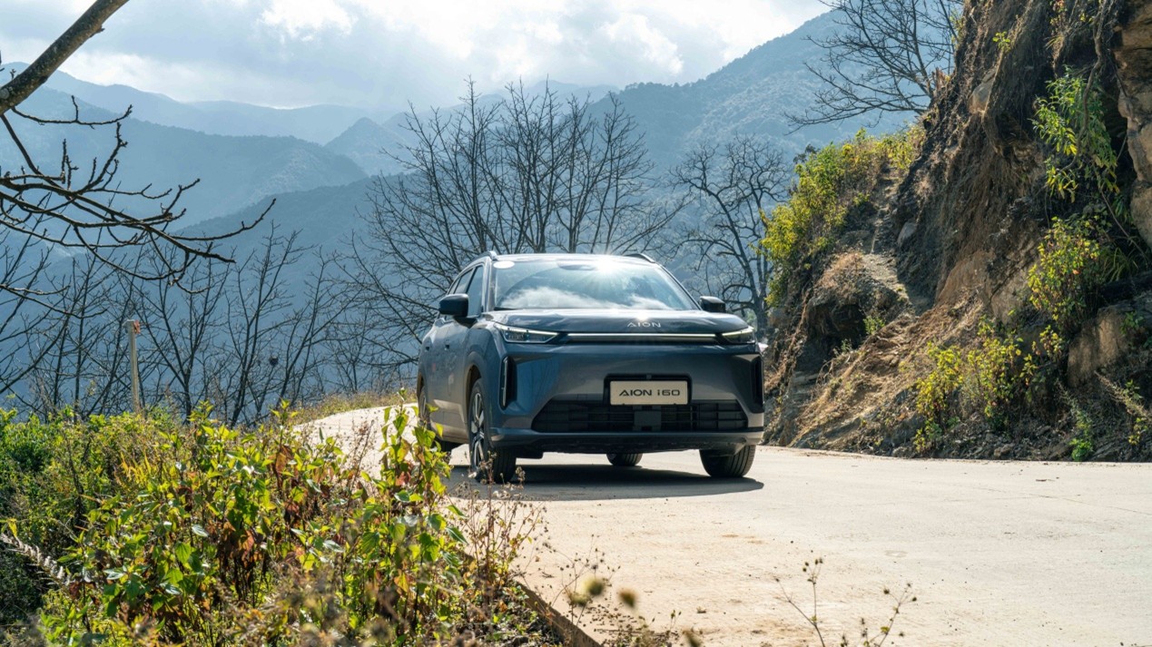 1.jpg 59b641cf3afb4e228f431a8955dc926f.jpeg