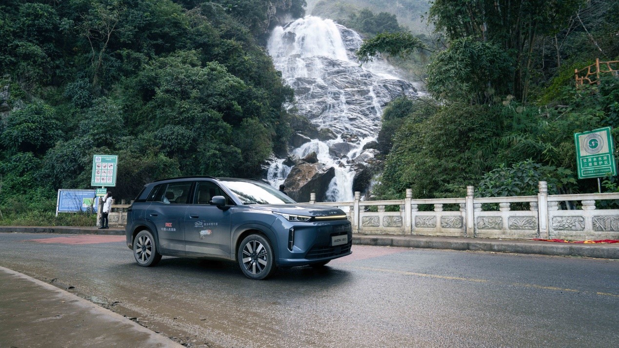 1.jpg 5f69a5363f594a08a21f51f73b3a77b7.jpeg