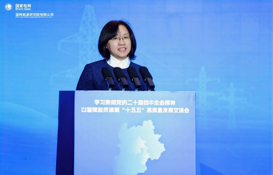 北京信息科技大学党委常委、副校长王兴芬.png 北京信息科技大学党委常委、副校长王兴芬.png