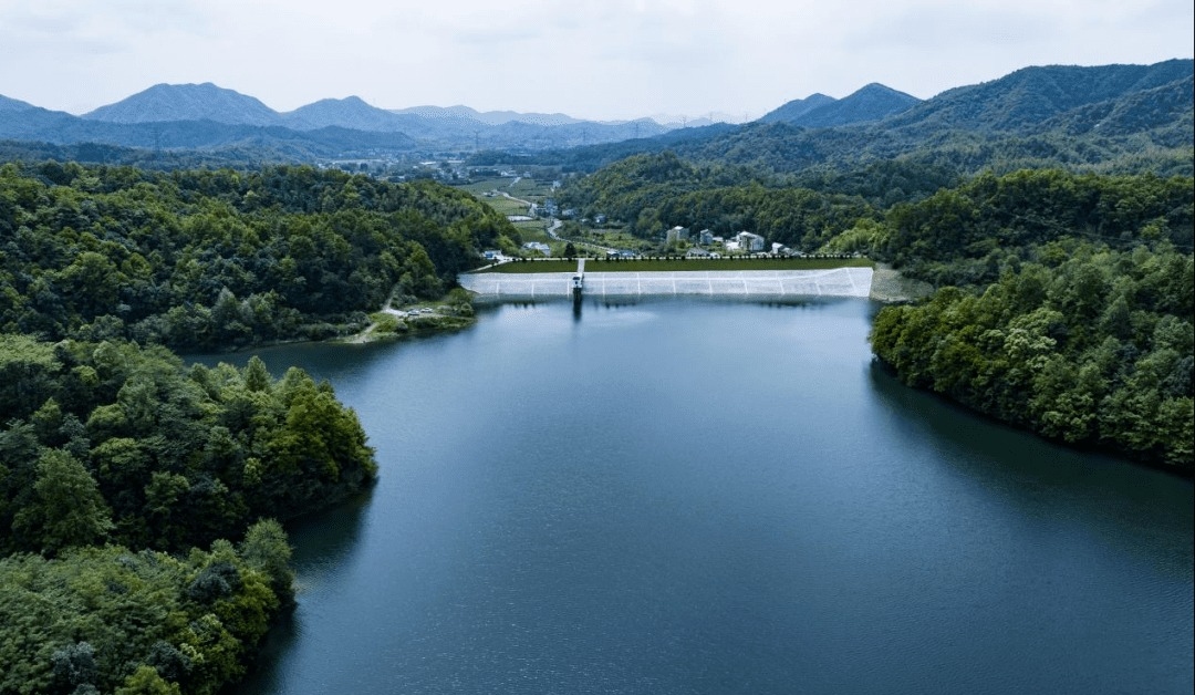 d85cb2335fac413cb8a8281010a6effb d85cb2335fac413cb8a8281010a6effb