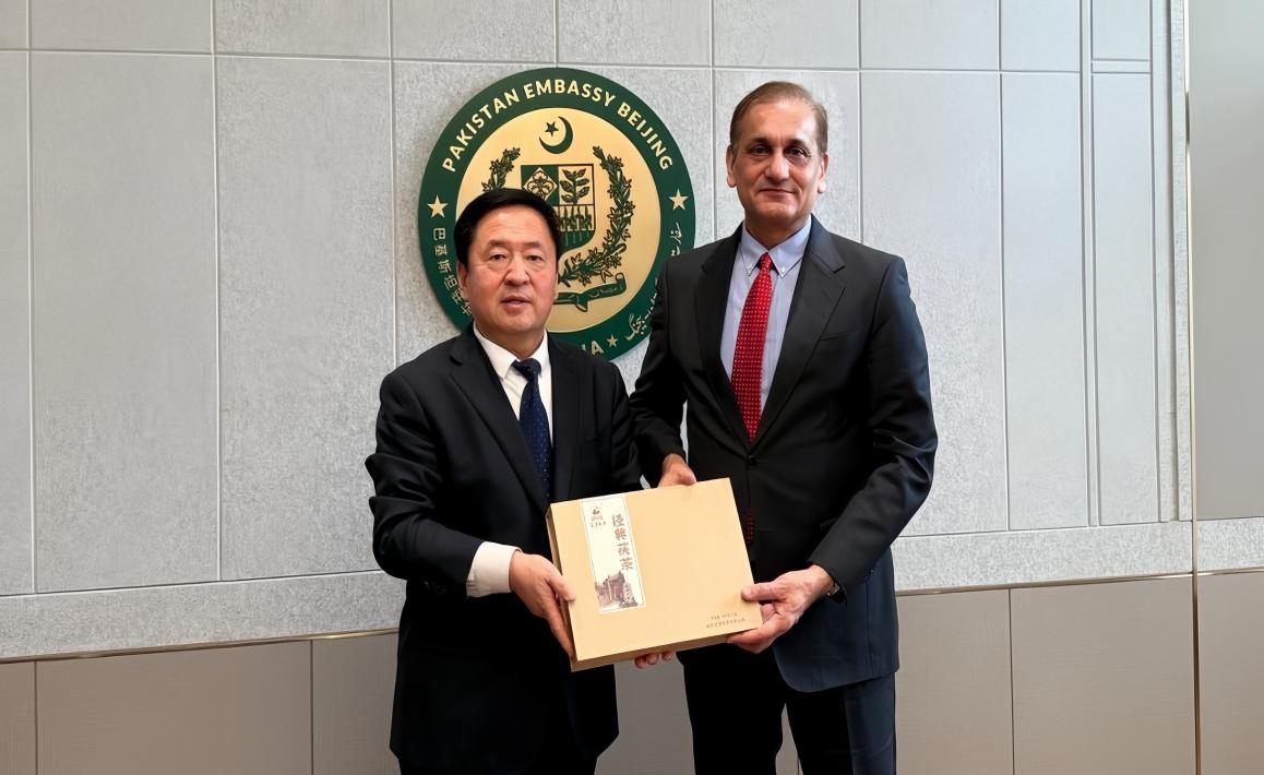 ea904fdf8a524a648616dc451e0f0f1e.jpeg ea904fdf8a524a648616dc451e0f0f1e.jpeg