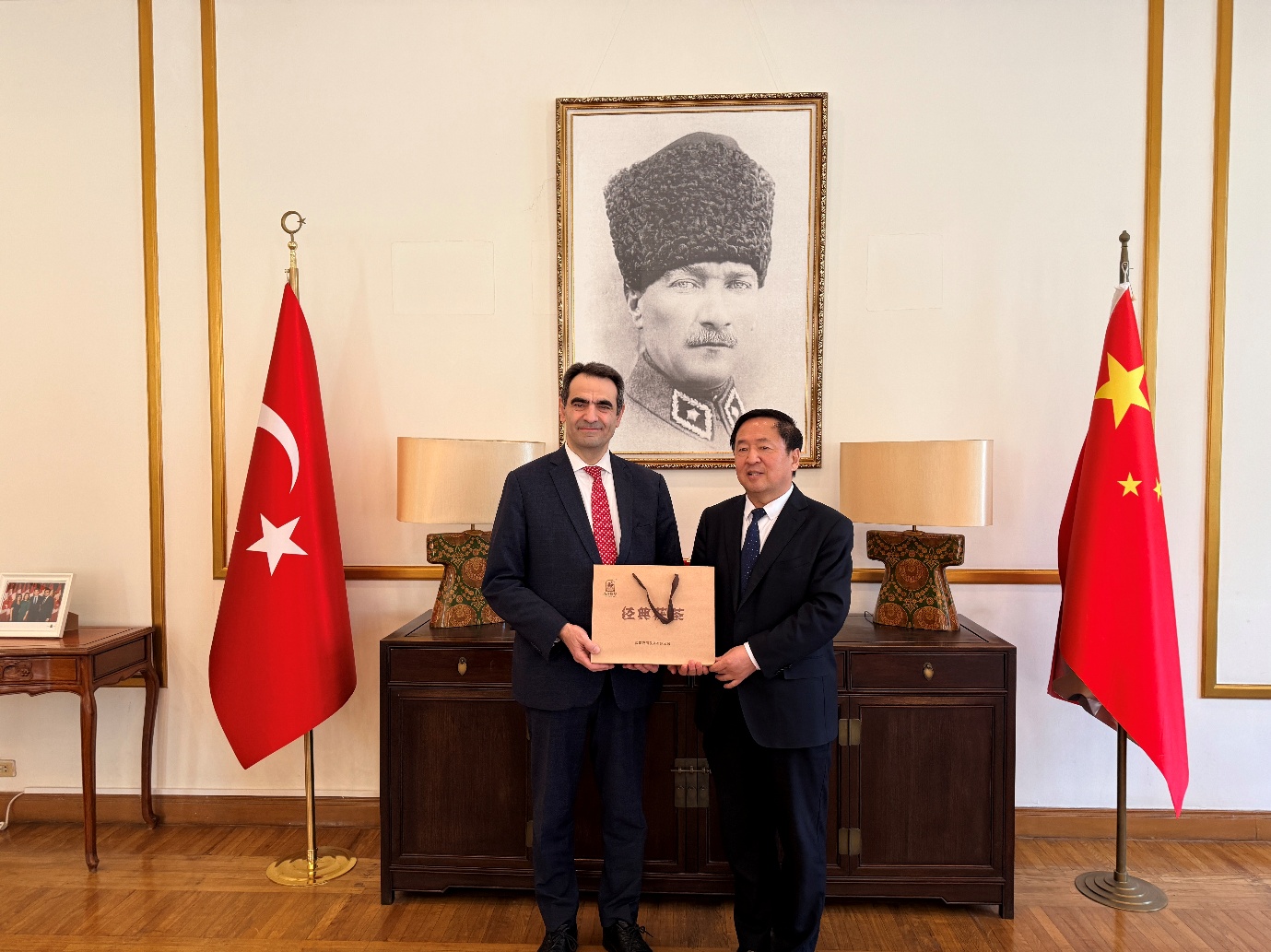 f7aee8b7abd041549380e3859ca7cef3.jpeg f7aee8b7abd041549380e3859ca7cef3.jpeg