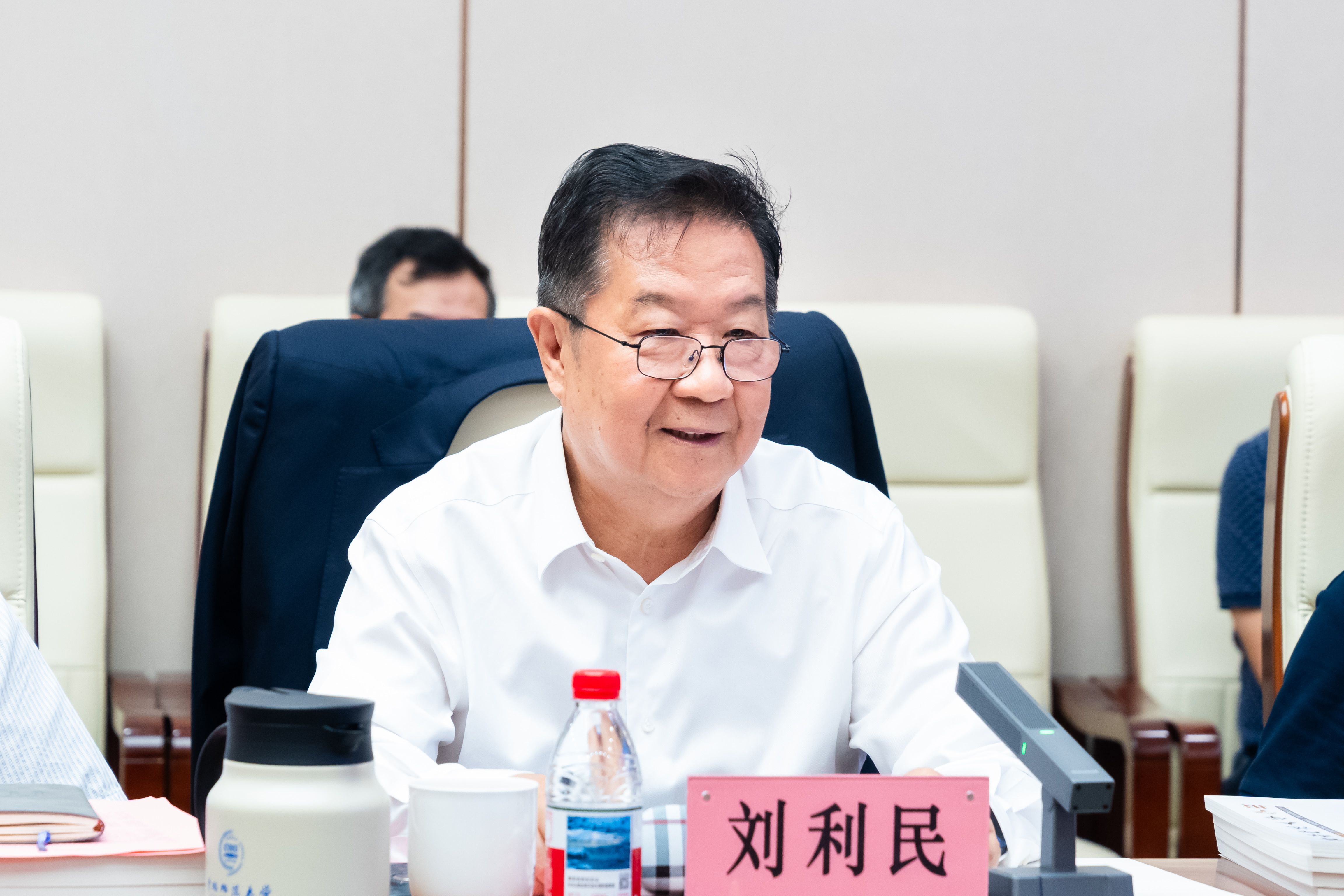 图片4.png 425d39c3434649129a0ccecc7e2b1e8e.png