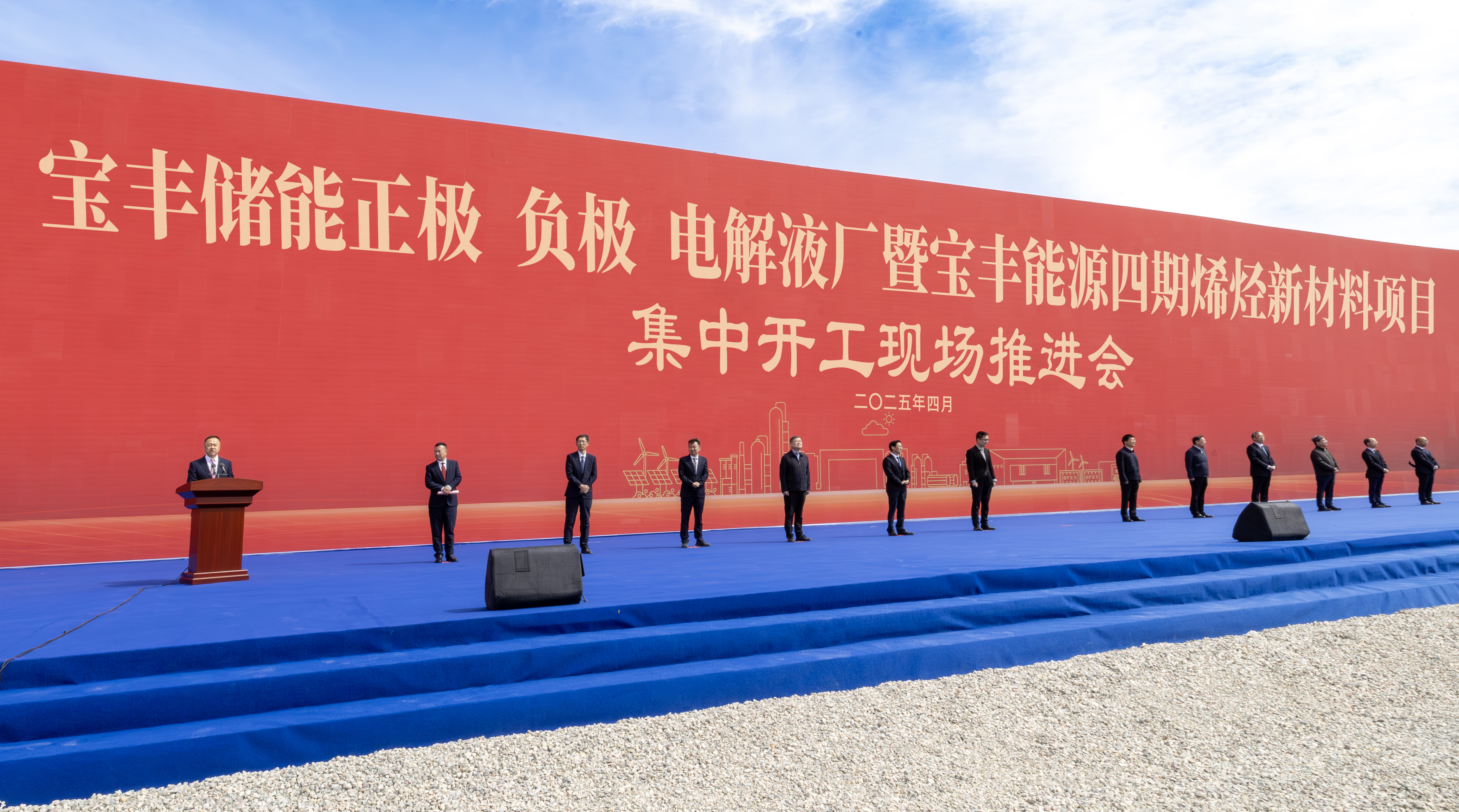 341383118823288832.jpg 341383118823288832.jpg