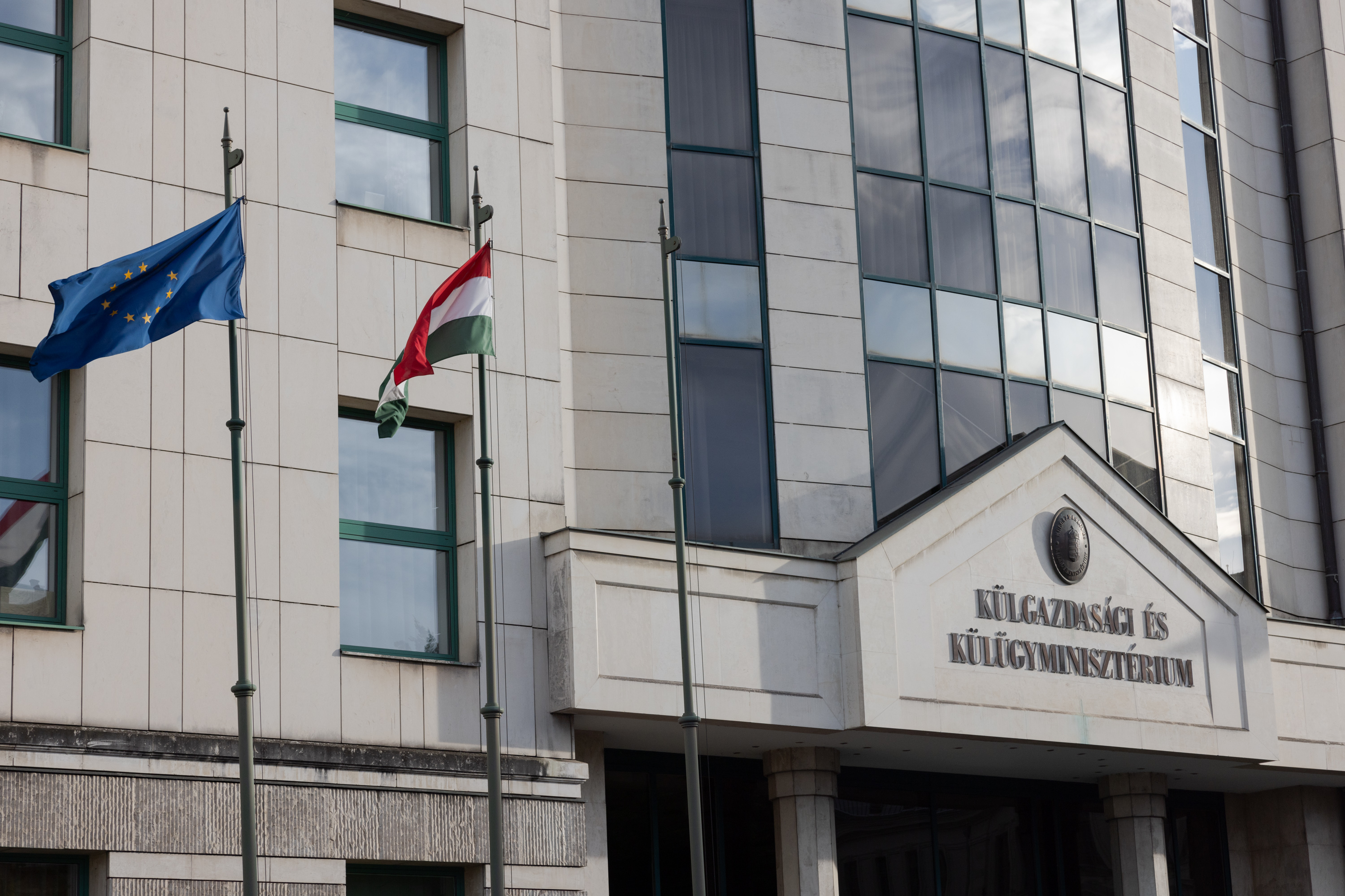 380460035484135425.jpg 380460035484135425.jpg